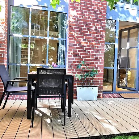 City Garden Apartment Вроцлав Екстериор снимка