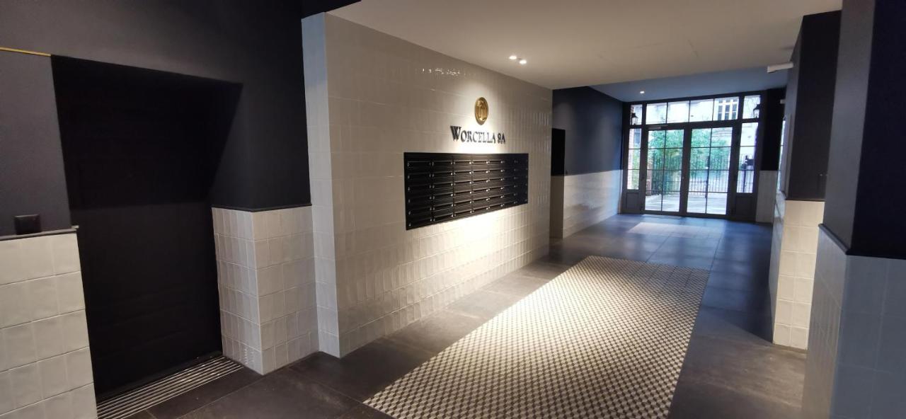 City Garden Apartment Вроцлав Екстериор снимка