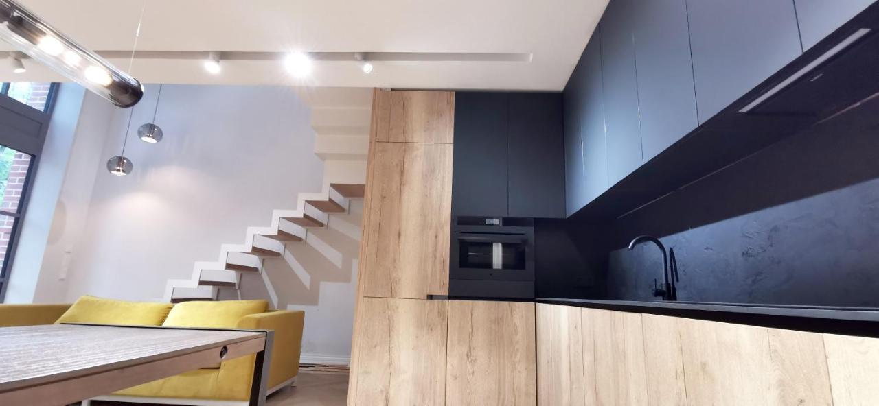 City Garden Apartment Вроцлав Екстериор снимка