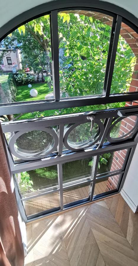 City Garden Apartment Вроцлав Екстериор снимка